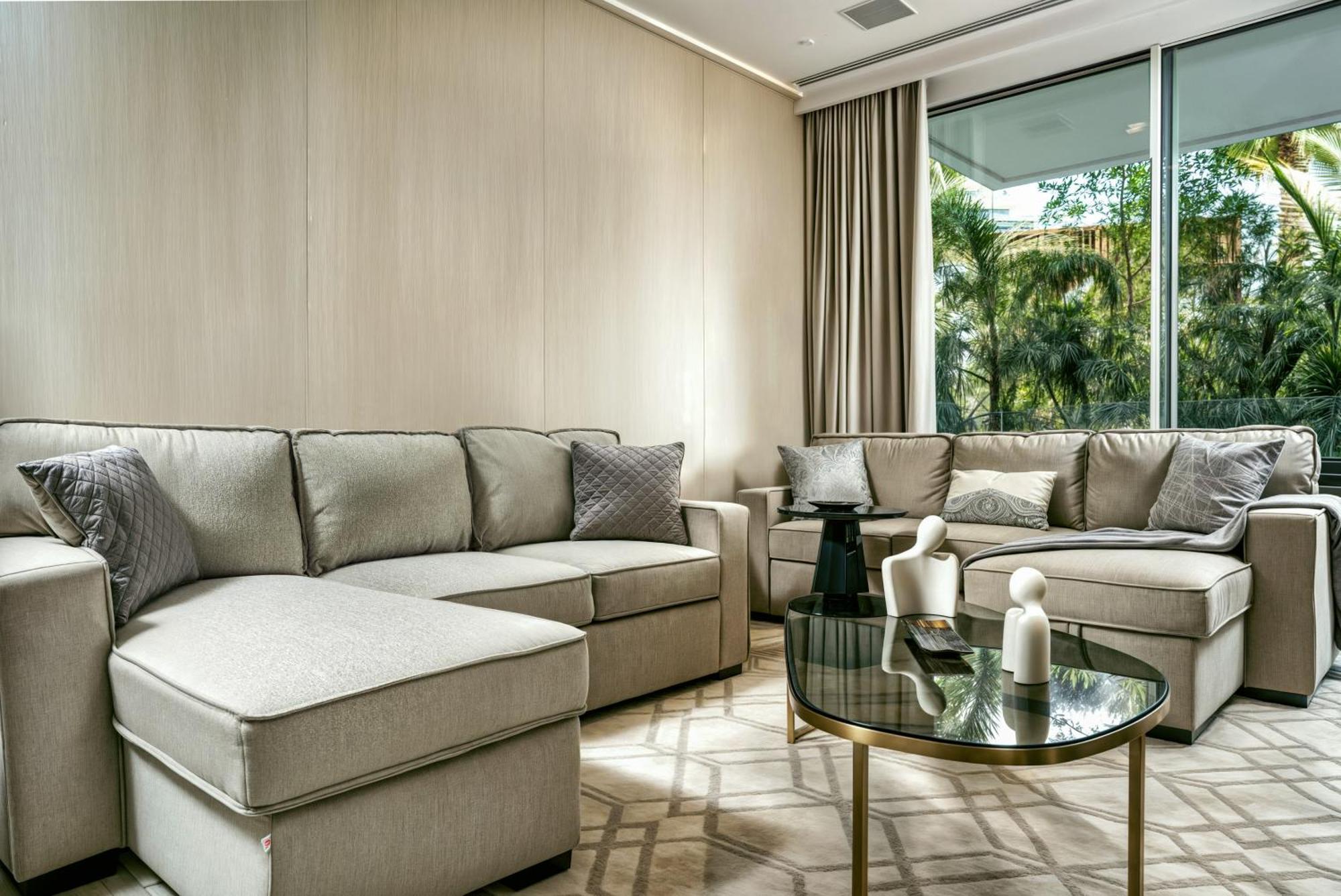 Apartment Luxe With Pool View - Lush Greenery I Access